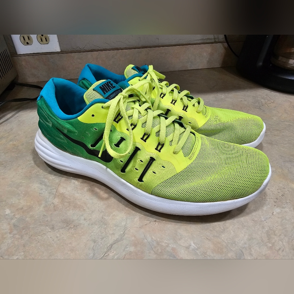 Mens 13 Nike Lunarstelos Neon Green Runnin